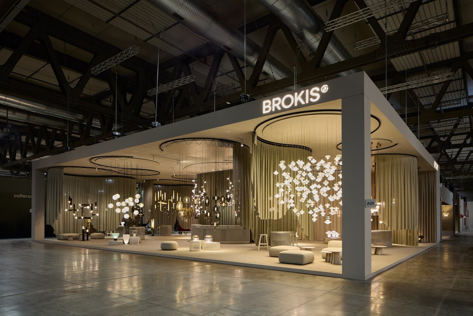 Brokis a Brokisglass na Euroluce 2025
