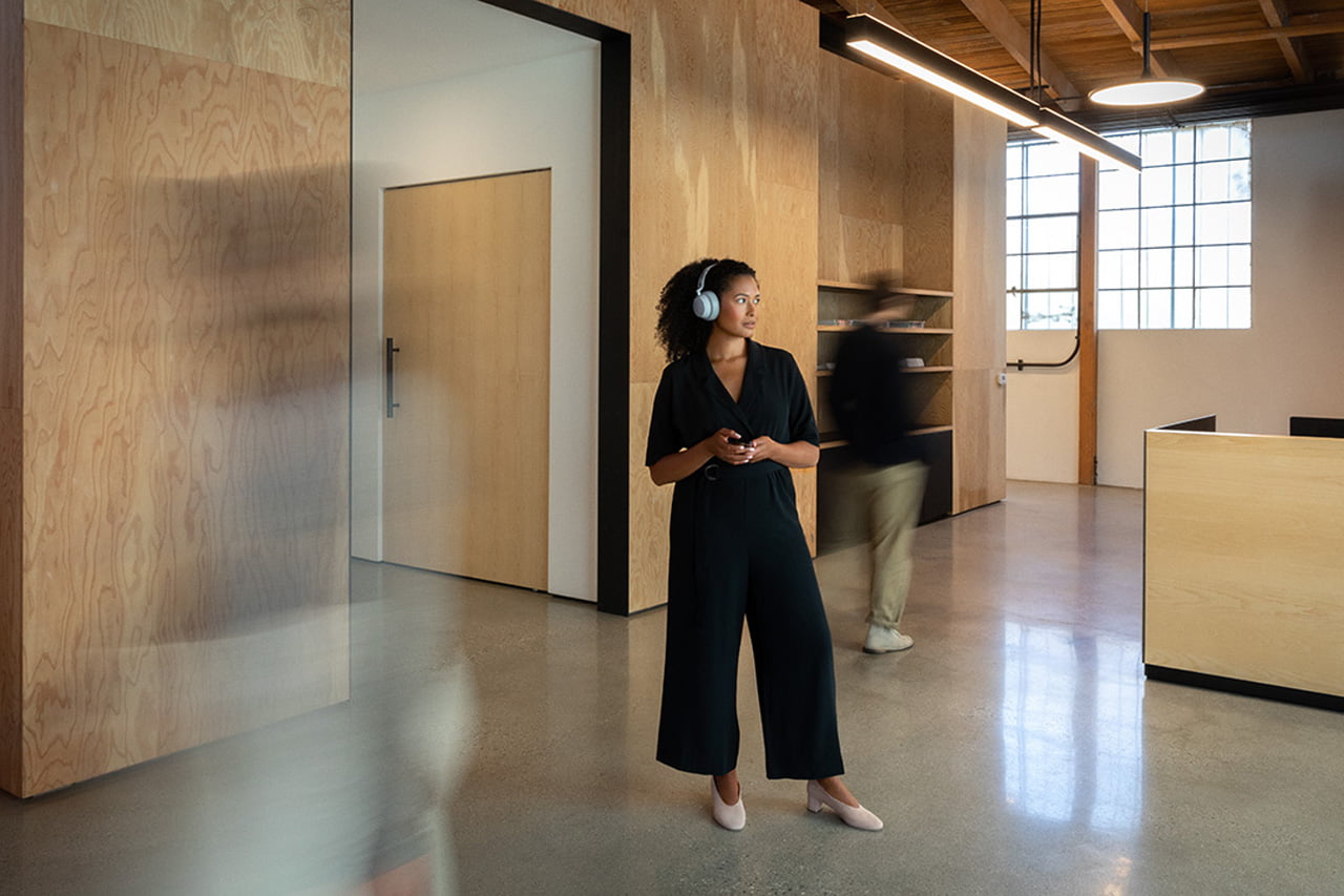 Surface Headphones, Laptop 2, Pro 6 a Studio 2 od Microsoftu