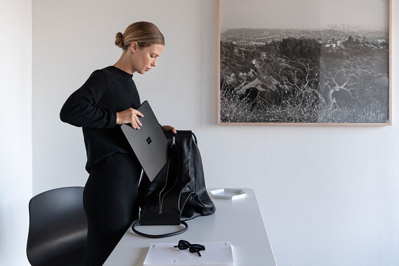 Surface Headphones, Laptop 2, Pro 6 a Studio 2 od Microsoftu