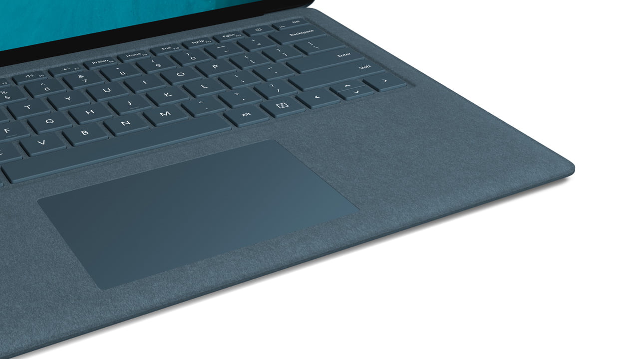 Surface Headphones, Laptop 2, Pro 6 a Studio 2 od Microsoftu