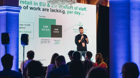 Náhledový obrázek - Regionální finále Startup World Cup si podmanilo litevské Traxlo. „Uber pro supermarkety“ čeká cesta z Prahy do amerického Silicon Valley