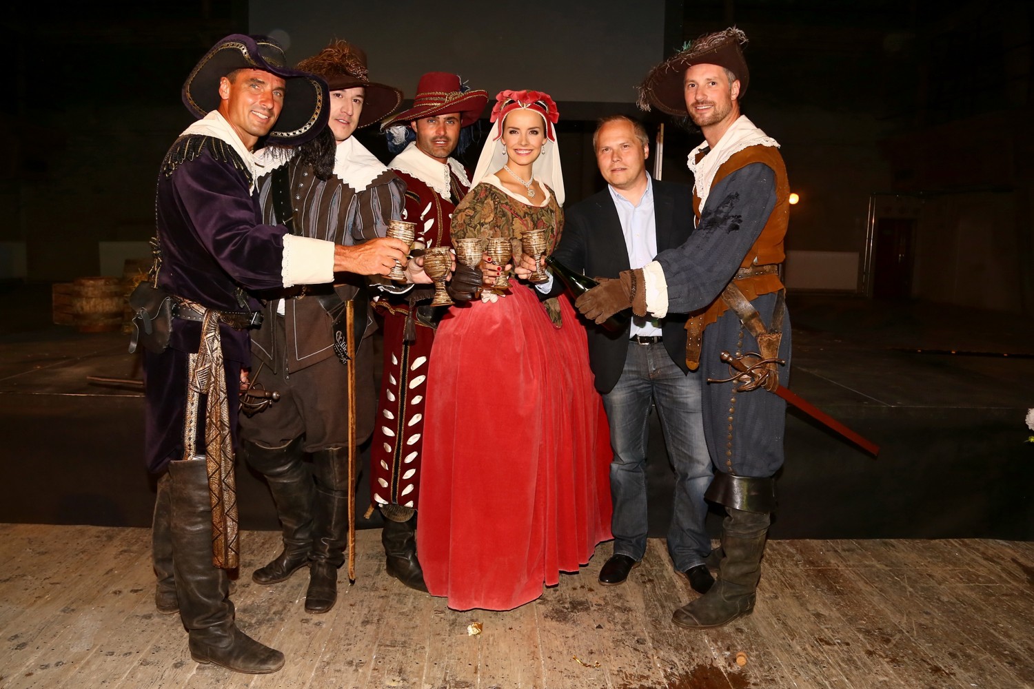 Barrandovský večírek TV Prima k nasazení seriálu Tři mušketýři