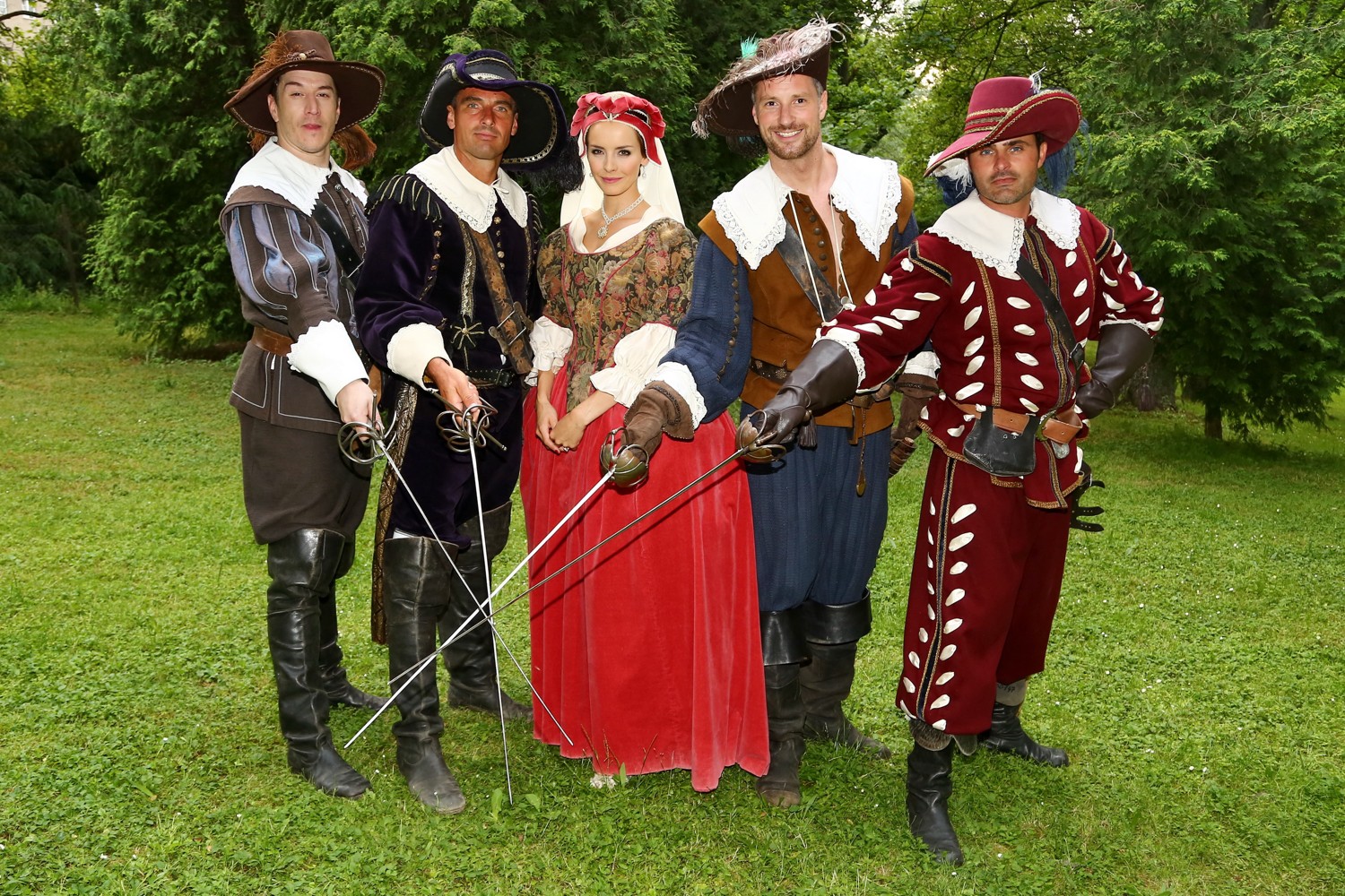 Barrandovský večírek TV Prima k nasazení seriálu Tři mušketýři