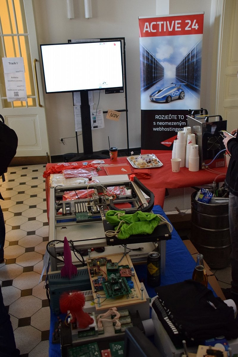 InstallFest 2018 neděle