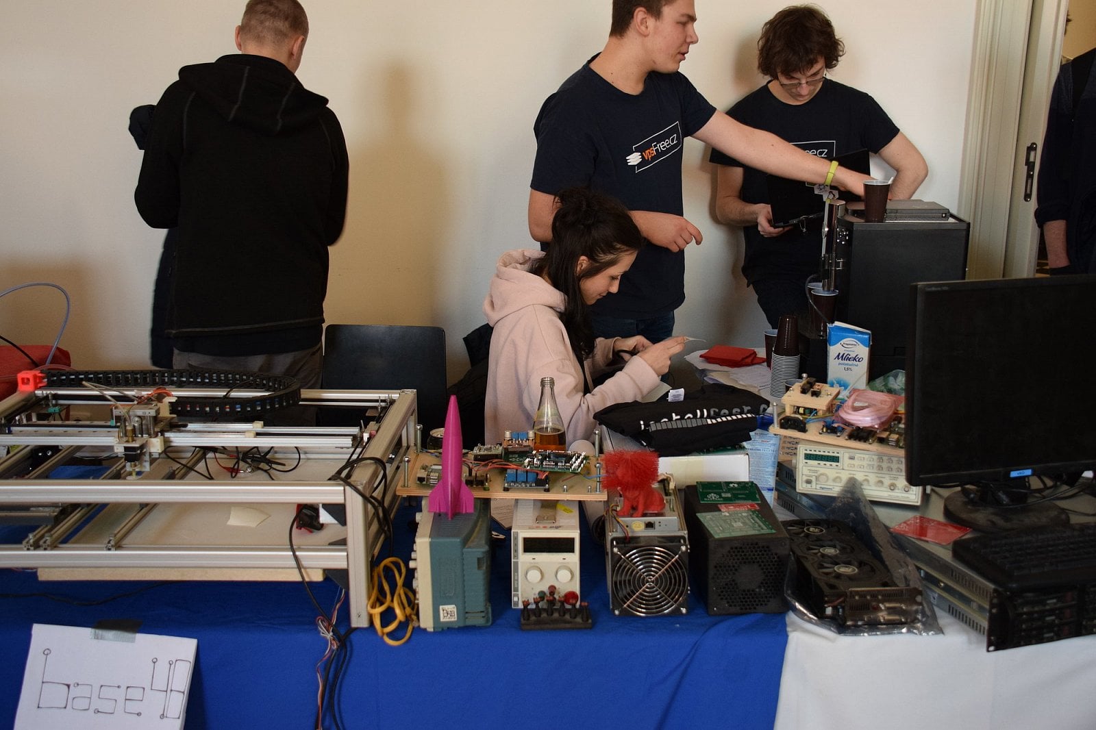 InstallFest 2018 neděle