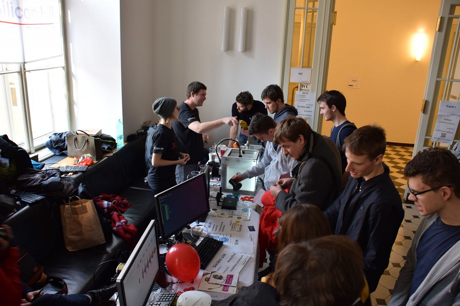 InstallFest 2018 neděle