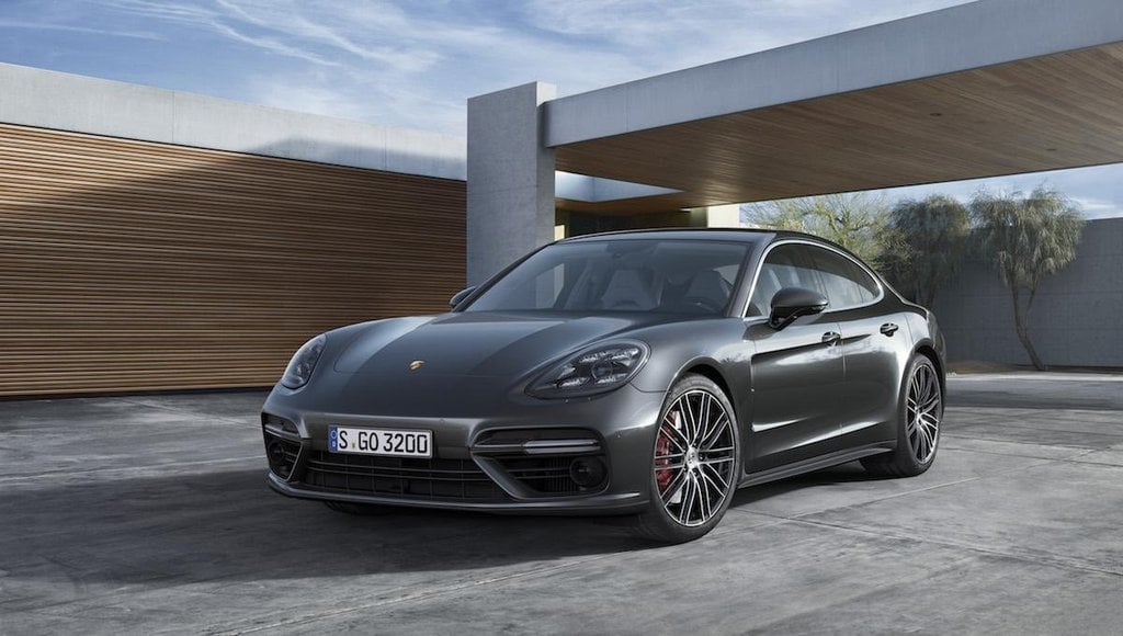 2010-09-porsche-panamera-2017-1.jpg