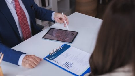 Každé druhé CV je stejné. AI mění pravidla náboru, personalisty zajímají konkrétní zkušenosti, ne jen jejich popis