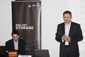 Martin Malý, obchodní ředitel společnosti Servodata, při představení Red Hat Storage Server 2.0