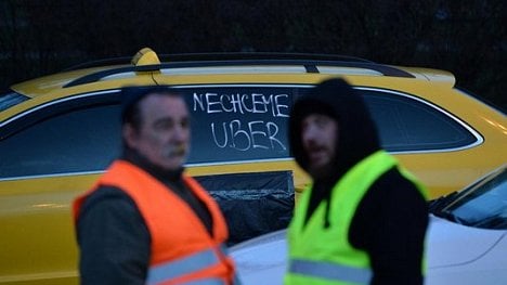 Náhledový obrázek - Protestovat proti Uberu budou i brněnští taxikáři. Podpoří své kolegy z Prahy