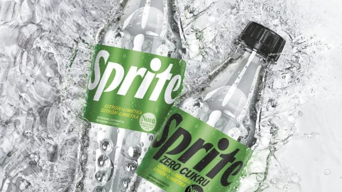 Nápoj Sprite v novém lahvi a s novým složením