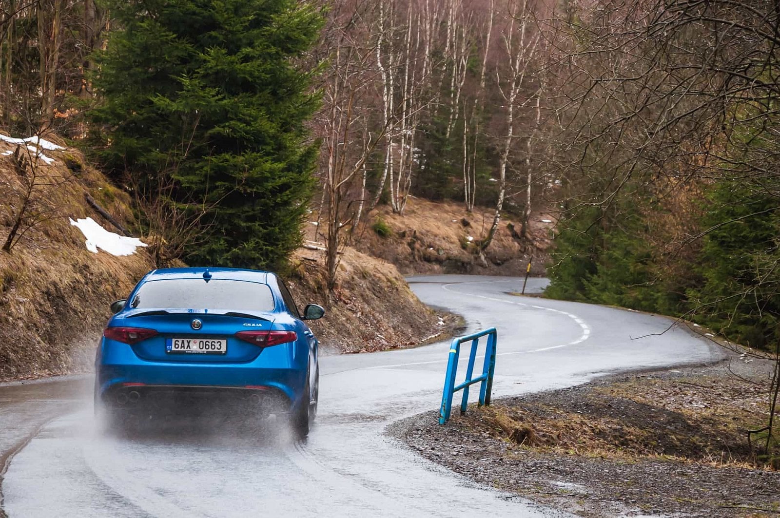 2019-03-giulia-qv-vs-stelvio-qv-80.jpg