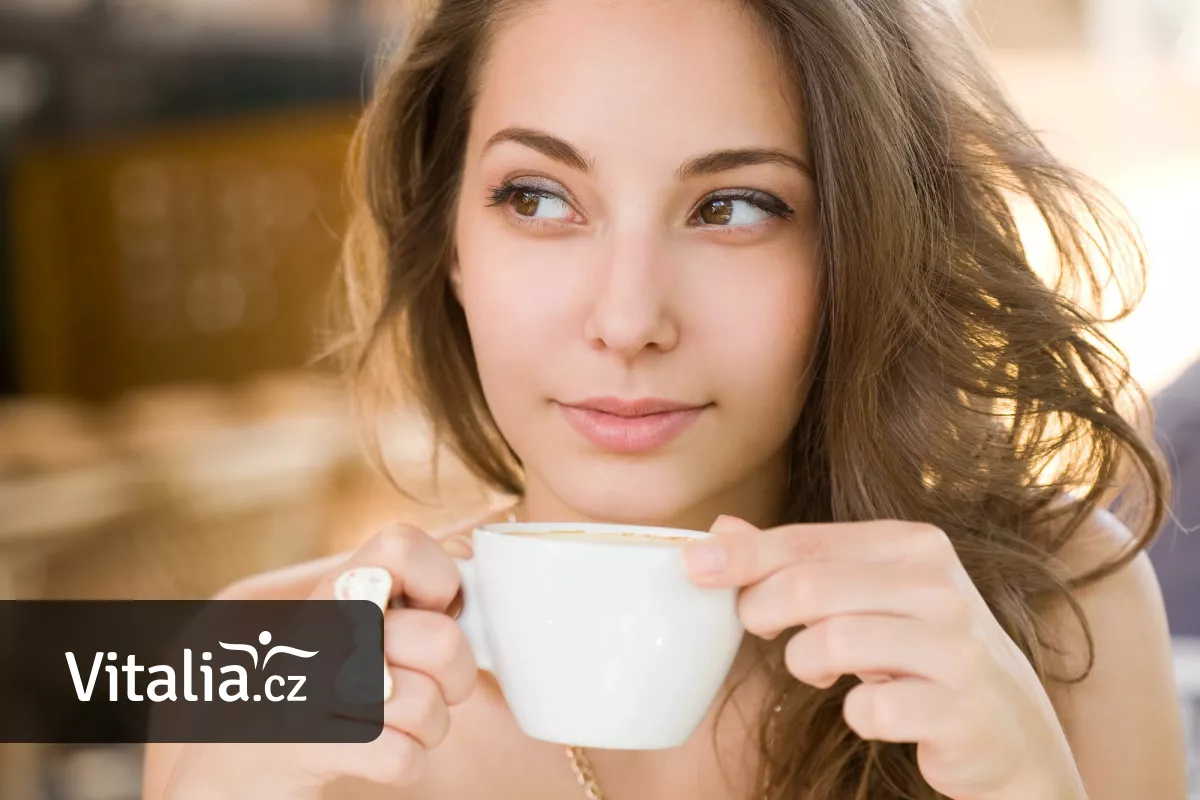 Kafe vás z kocoviny neprobere a moč není sterilní, i když tomu lidé často věří