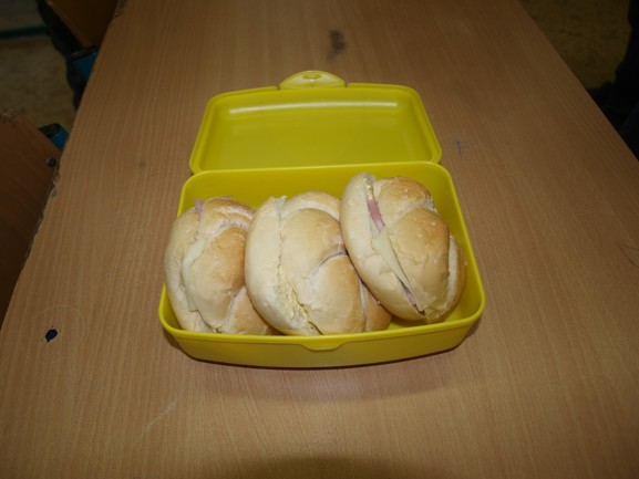 Svačiny žáků 7. a 8. třídy základní školy