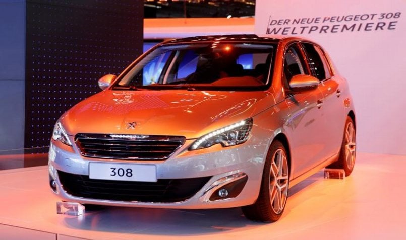 2011-03-co-se-pc599edstavuje-na-65-autosalonu-ve-franfurktuu-5.j