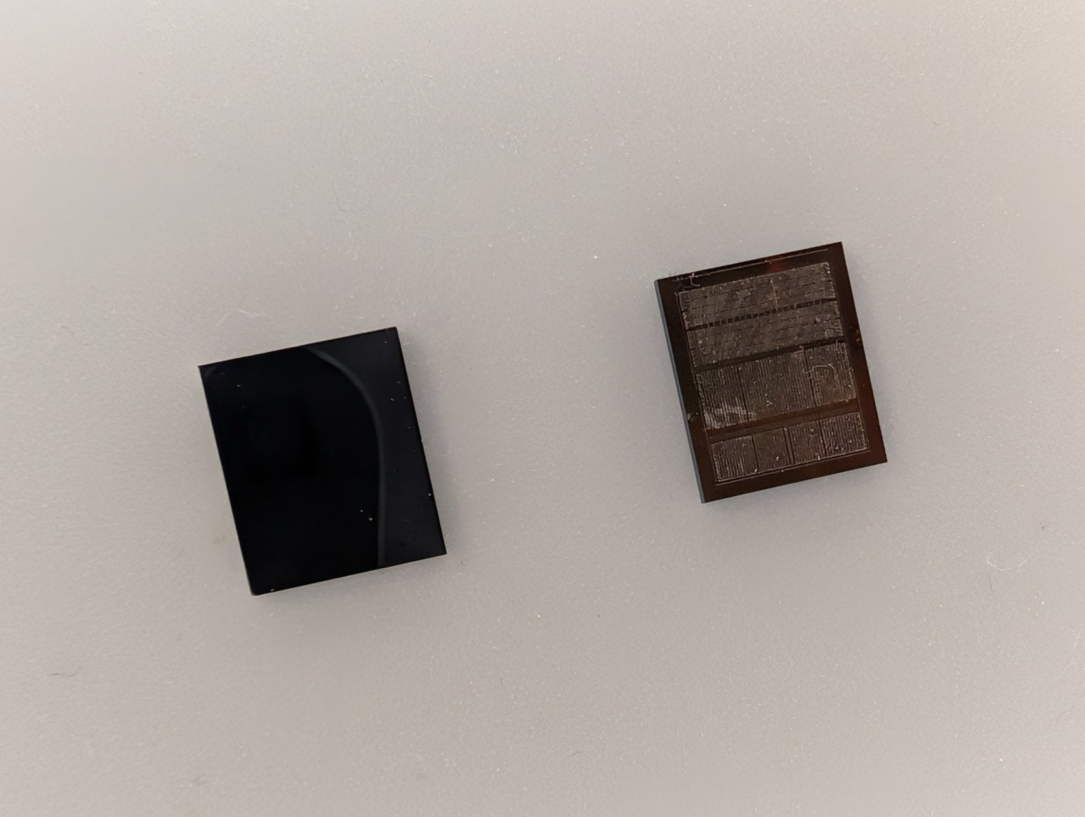 Paměťové čipy HBM4 a HBM3E od SK Hynix