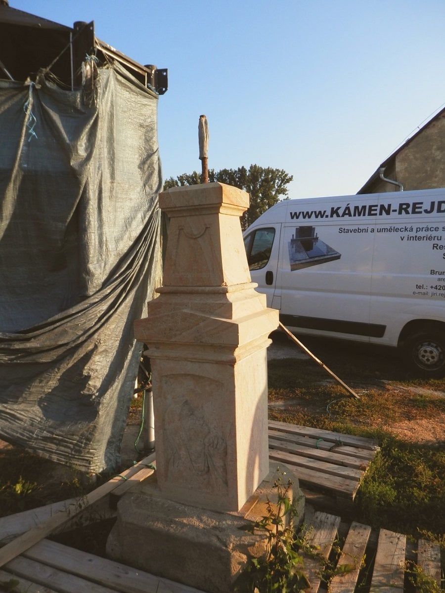 Pomník k restaurování