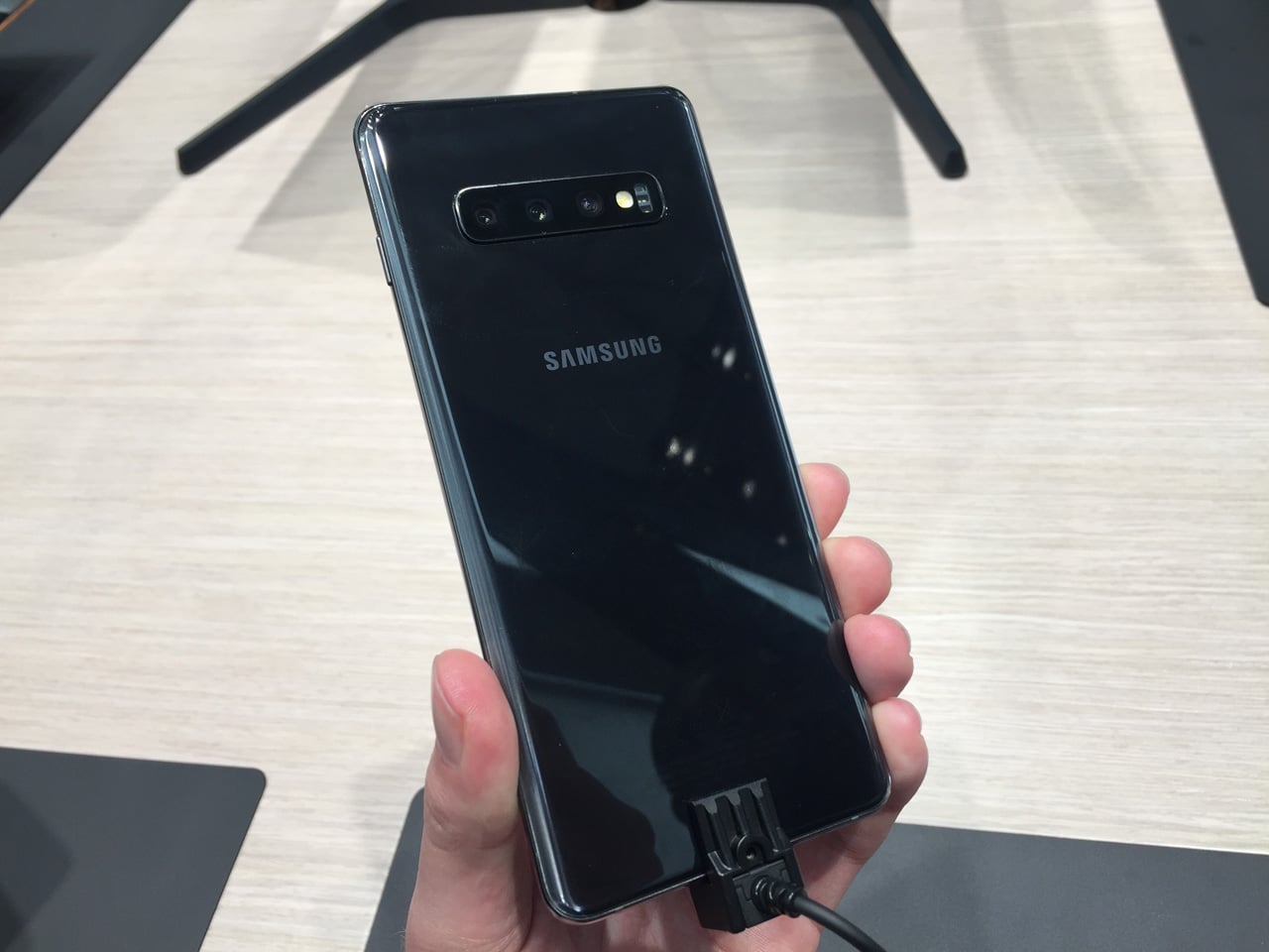 MWC 2019: ohebné telefony Huawei a Samsung či HoloLens 2