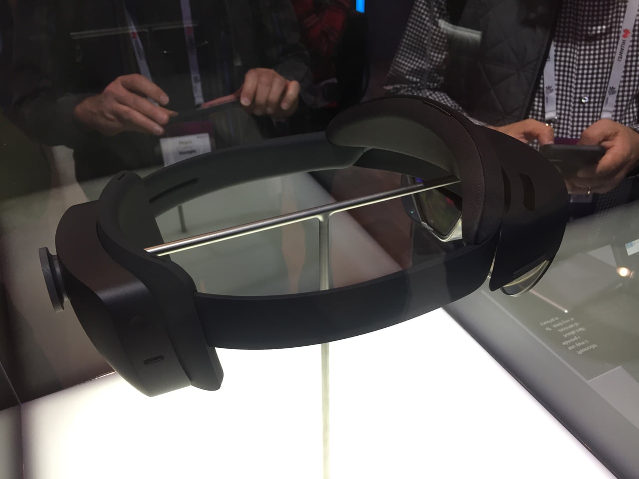 MWC 2019: ohebné telefony Huawei a Samsung či HoloLens 2