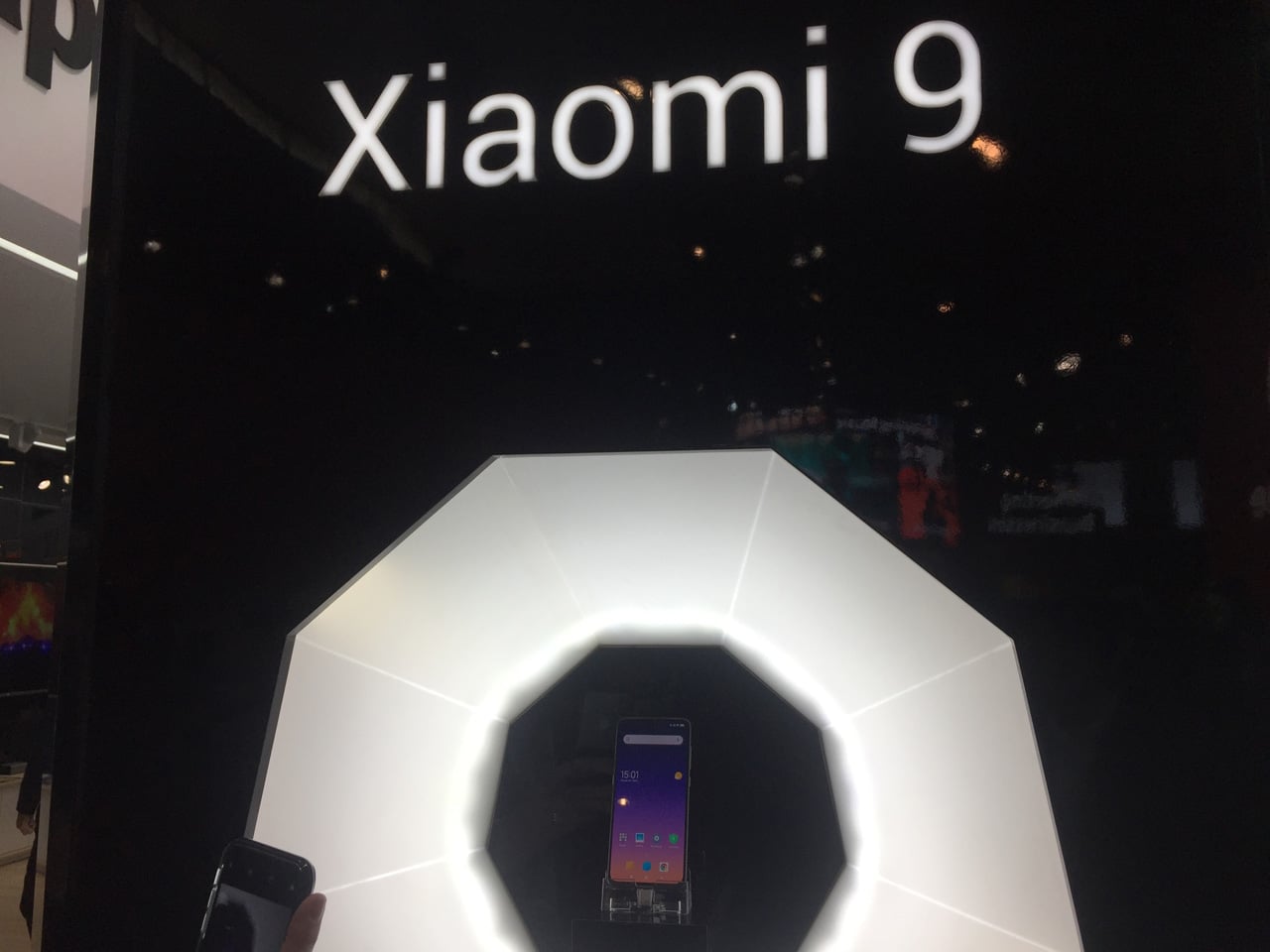 MWC 2019: ohebné telefony Huawei a Samsung či HoloLens 2