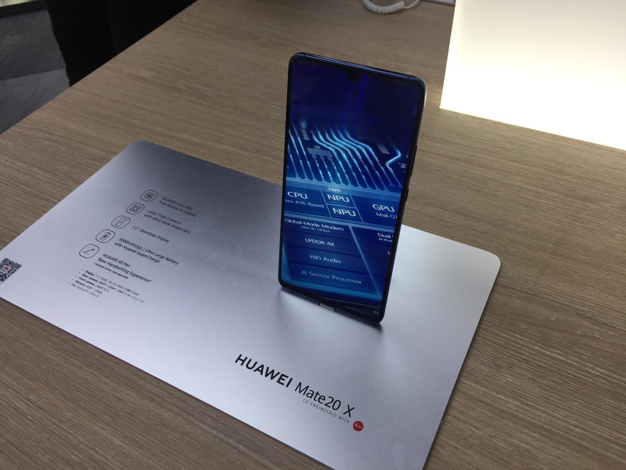 MWC 2019: ohebné telefony Huawei a Samsung či HoloLens 2