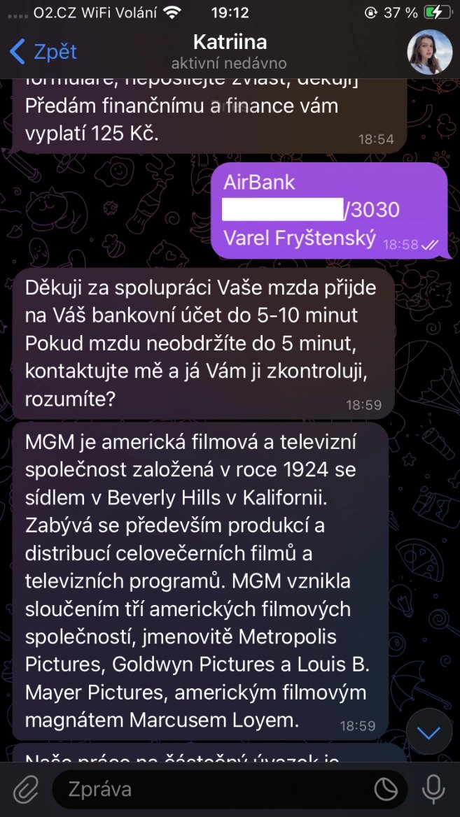 Podvod - peníze za klikání na videa na YouTube