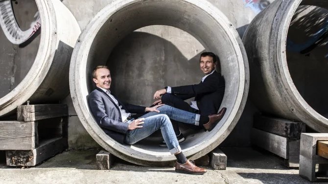 Ivan Dovica a Ondřej Knot, spoluzakladatelé fintechu Dateio