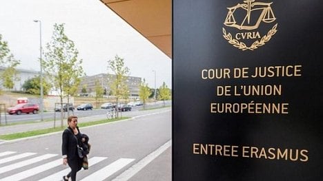 Náhledový obrázek - Evropský soud zamítl žalobu Bruselu na Česko kvůli sporu s Polskem