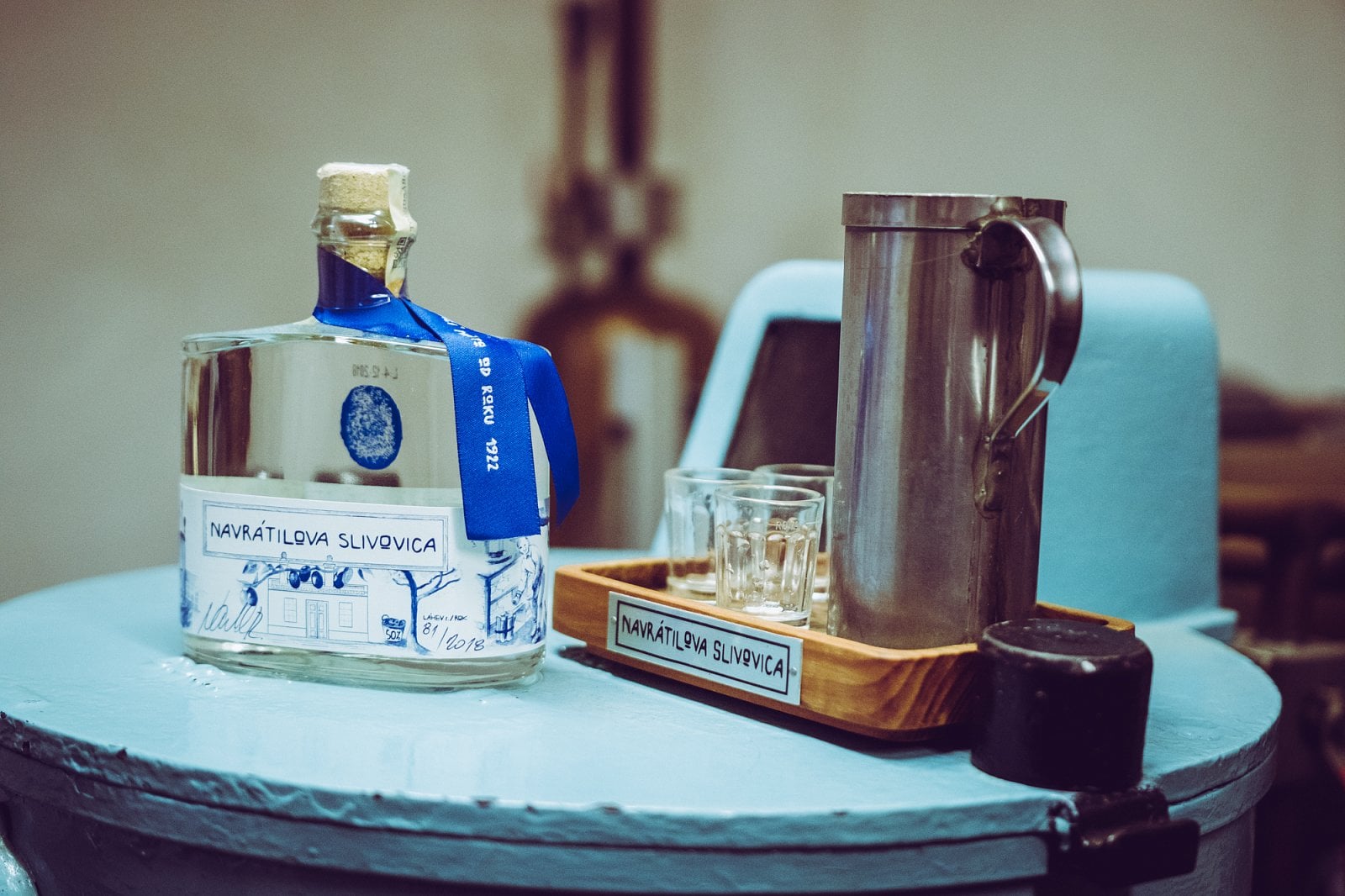 Navrátilova slivovica i s tradičním nádobím