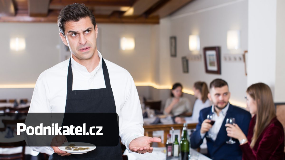 Na nealko v restauraci bude nižší sazba DPH, než když si ho vezmete s sebou