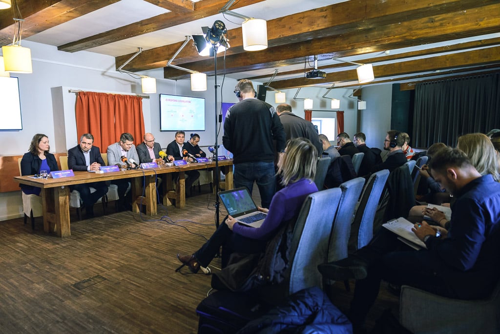 Zakládající členové Asociace komerčních televizí