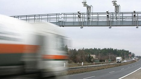 Náhledový obrázek - Nezištná nabídka? Kapsch nabízí Česku svůj mýtný systém. Je to pro vás výhodné, tvrdí