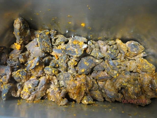 Nebezpečné potraviny - Restaurace u Rady, Ostrava-Moravská Ostrava, Guláš maso. Na povrchu potraviny se vyskytovala plíseň bílé barvy. Potravina zapáchala po kažení.