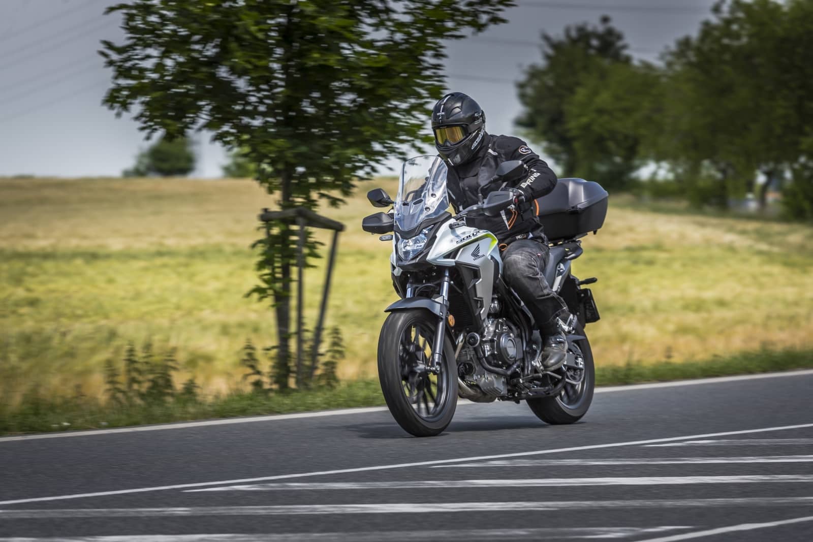 2020-08-aDMB2019_HondaCB500X-9903.jpg