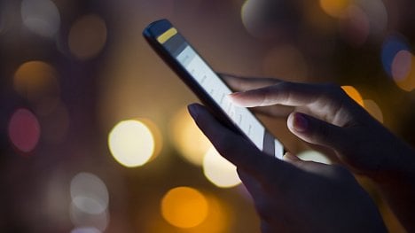 OSA je o krok blíže k výběru poplatků z prodaných telefonů. Opět uspěla u soudu, Vodafone se odvolá