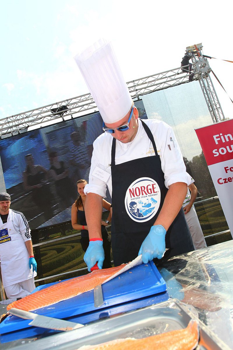 MAKRO Mistrovství ČR ve filetování čerstvého lososa