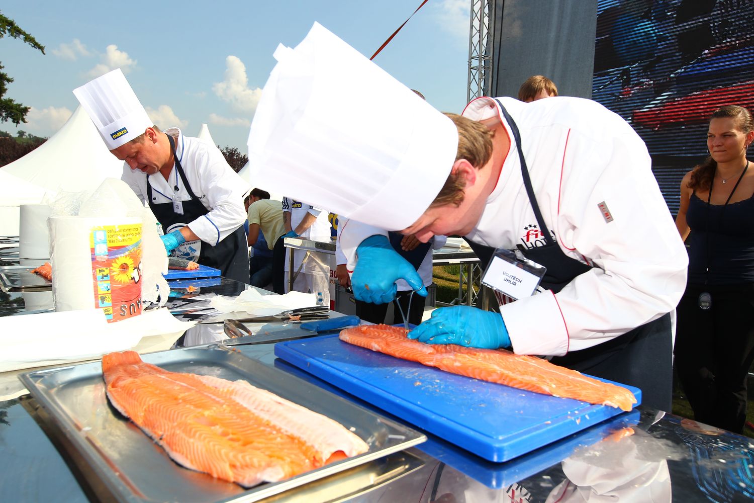 MAKRO Mistrovství ČR ve filetování čerstvého lososa