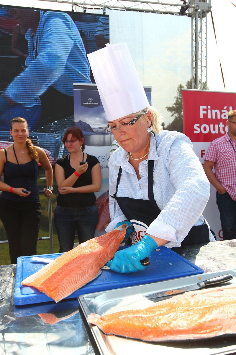 MAKRO Mistrovství ČR ve filetování čerstvého lososa