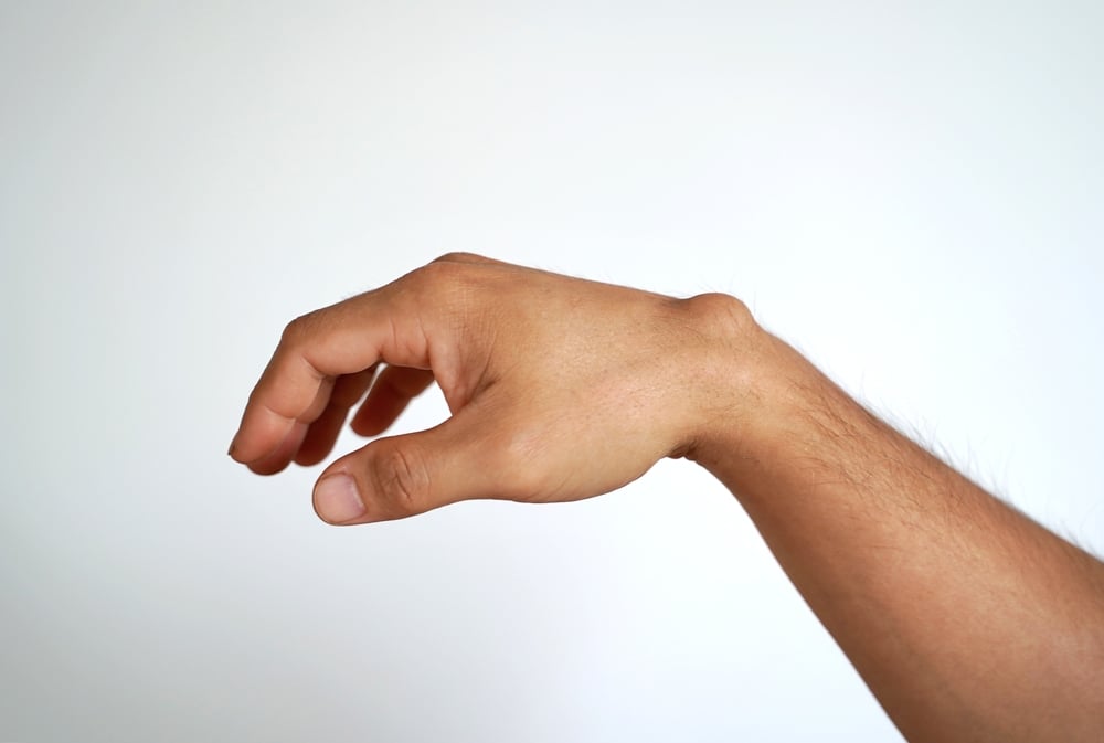 Ganglion je někdy možné jemně rozmasírovat