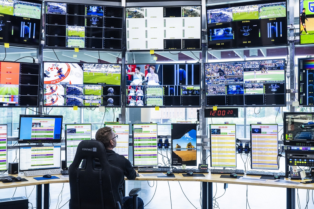Nové odbavovací centrum O2 TV Sport - Master Control Room.