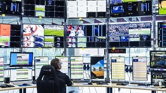 Nové odbavovací centrum O2 TV Sport - Master Control Room.