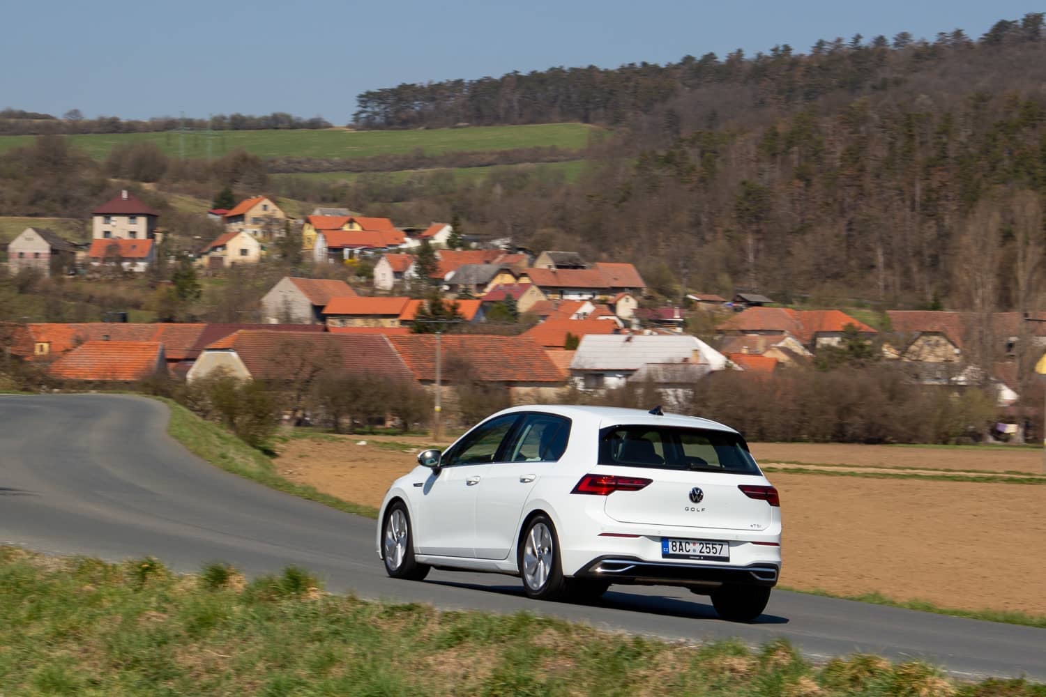 2020-04-Volkswagen-Golf-1.5-eTSI-2020-23.jpg