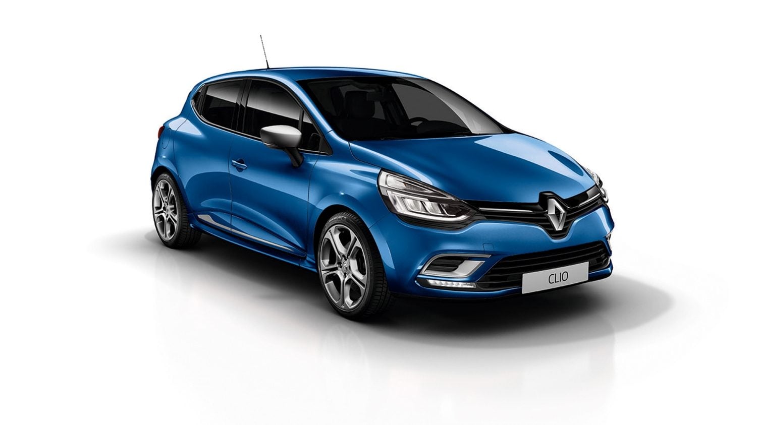 2019-07-sda-10-renault-clio.jpg