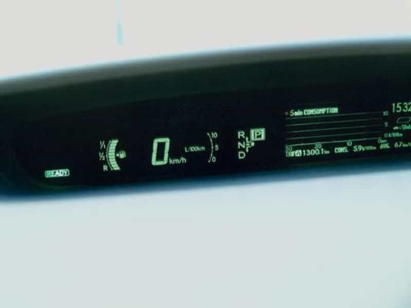 2010-01-toyota-prius.jpg