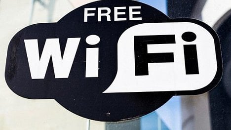 Náhledový obrázek - EU podpoří veřejný internet. Na wi-fi v parcích či muzeích dá 120 milionů eur