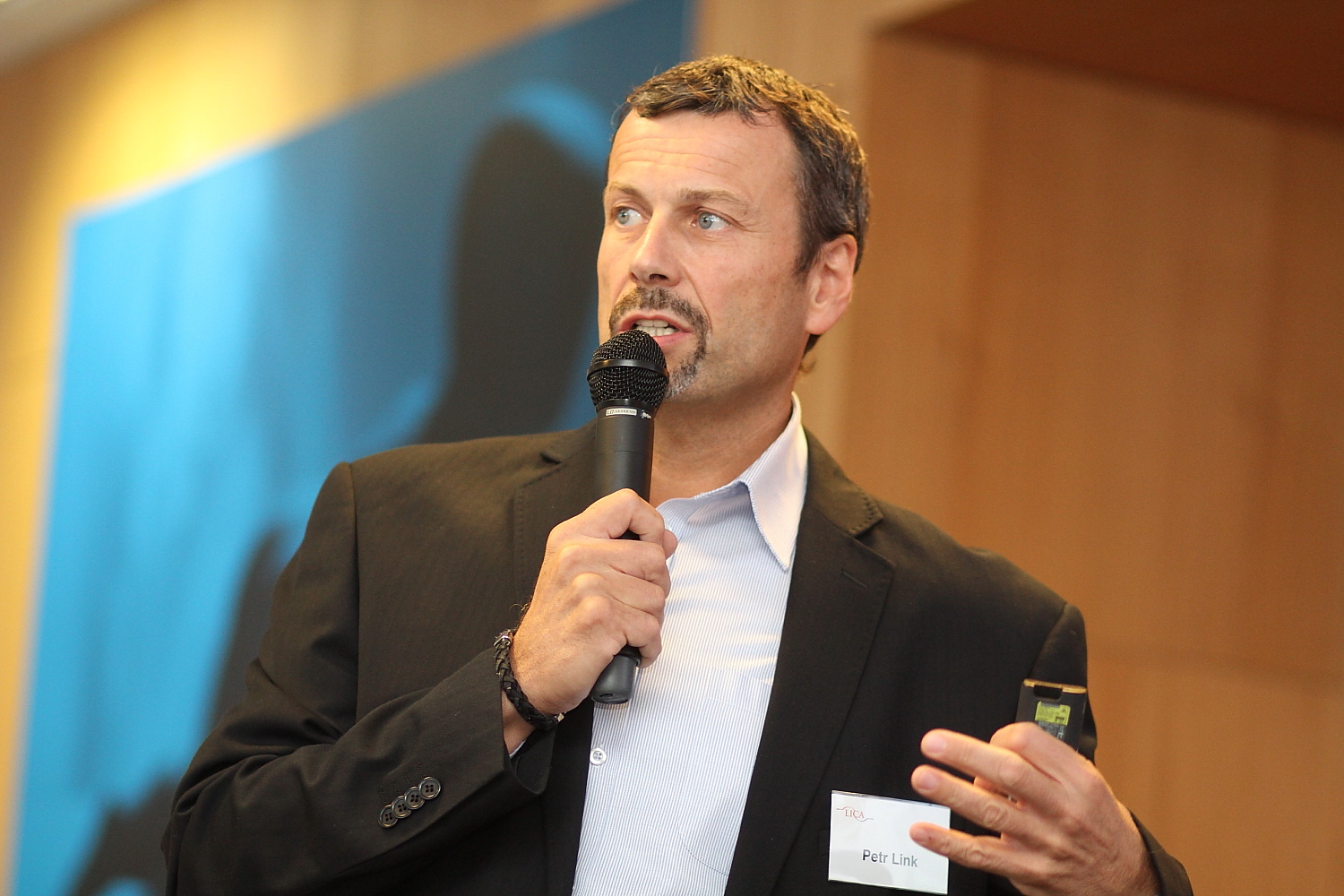 Jak České Radiokomunikace představovaly plány s placeným DVB-T2