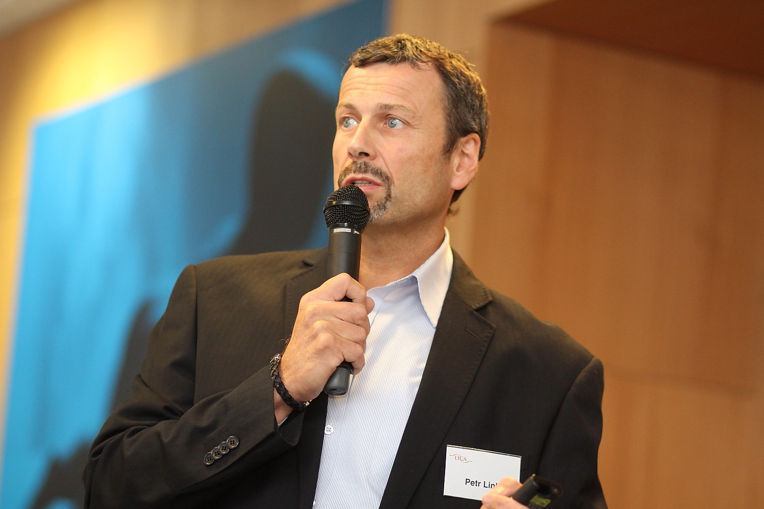 Jak České Radiokomunikace představovaly plány s placeným DVB-T2