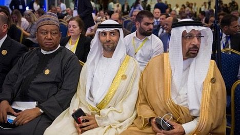 Náhledový obrázek - Ropa je nejdražší za čtyři roky. OPEC se postavil Trumpovi, těžbu nezvýší