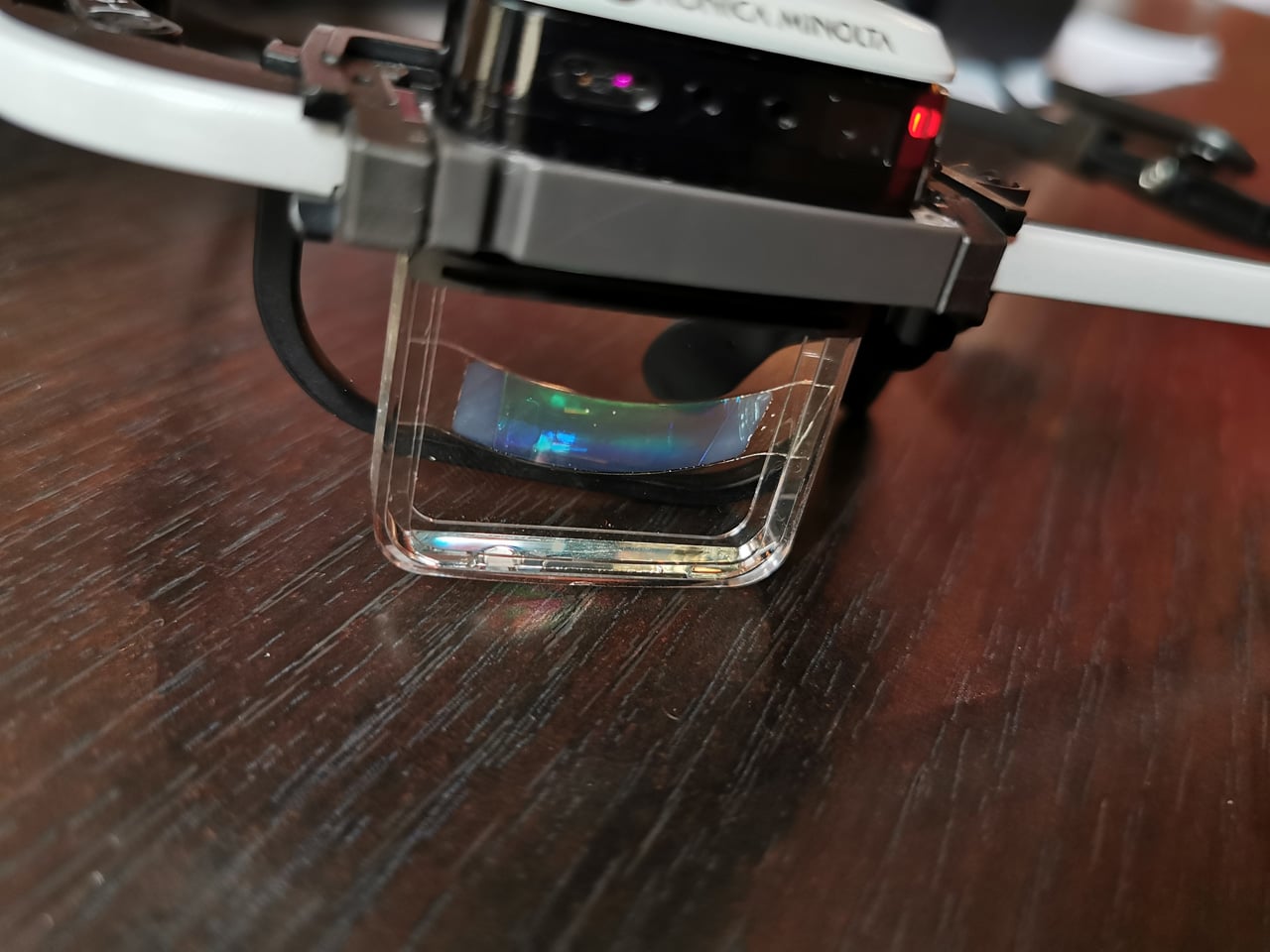 AR brýle Konica Minolta AIRe Lens, které vznikly i v Brně