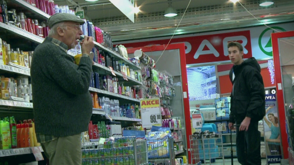 Česká verze Benidorm Bastarde, skryté kamery s důchodci, na Nově